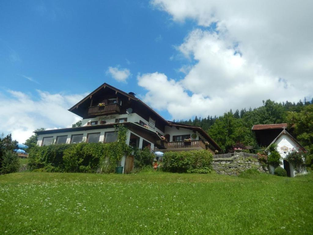 Pfeiffer Alm Am Sonnenhang Mit Blick Auf Die Zugspitze جارمش بارتنكيرشن المظهر الخارجي الصورة